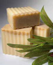 Load image into Gallery viewer, Oatmeal Honey & Goat Milk Soap